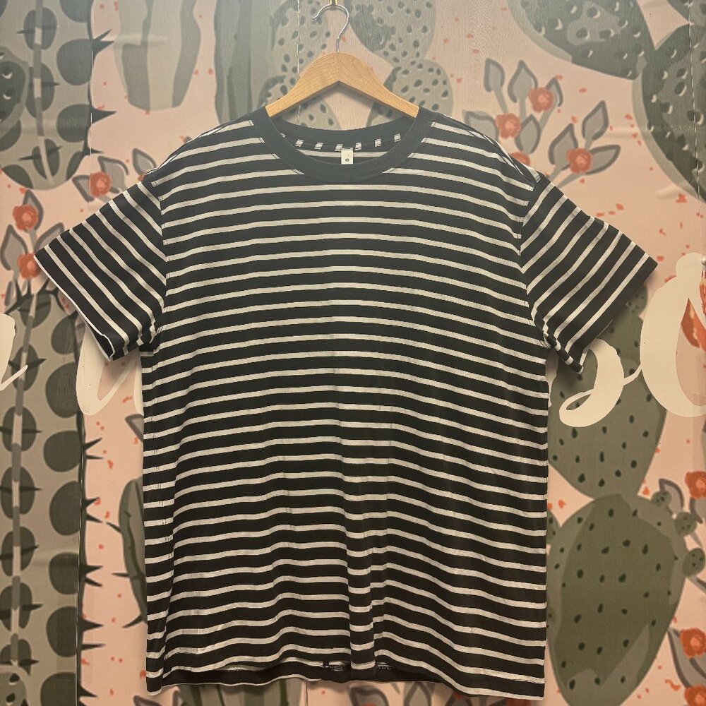Lululemon Striped Short Sleeve T-shirt